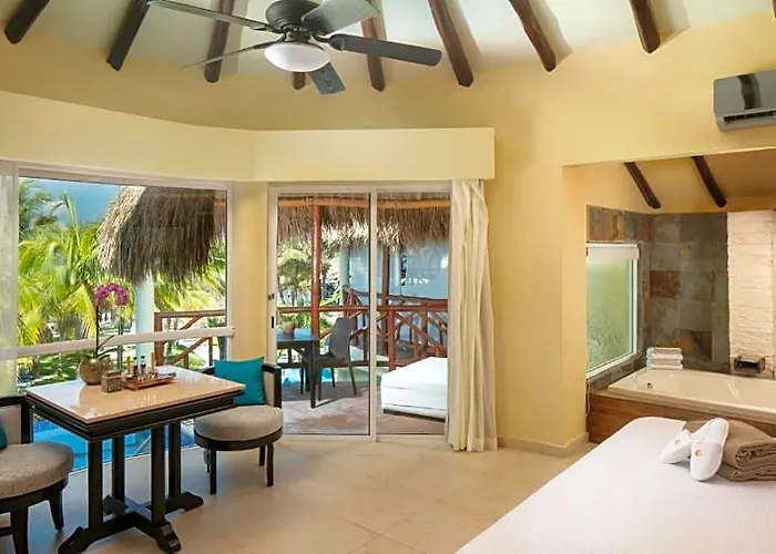 El Dorado Casitas Royale - Catamaran, Cenote & Inclusive- Adults Only